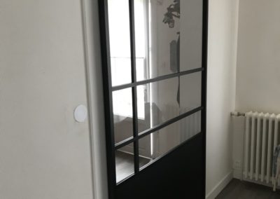 Separation-pieces-de-vie-porte-coulissante-verriere-Plaintel-400x284